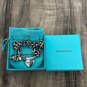 Used Tiffany & Co. Heart Chain Choker Necklace